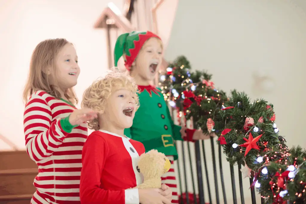 12 Festive Ways to Keep Kids’ Smiles Healthy This Holiday
